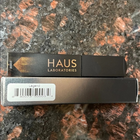 Haus Laboratories Glam Attack Liquid Shimmer Powder Legend - Picture 5 of 5